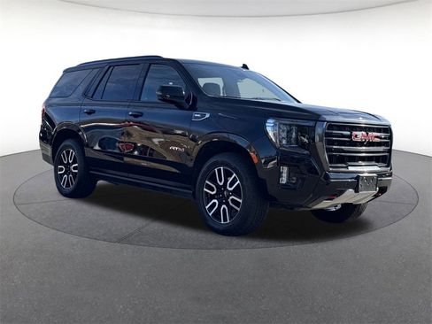 Used 2023 GMC Yukon AT4 w/ AT4 Premium Plus Package image 16