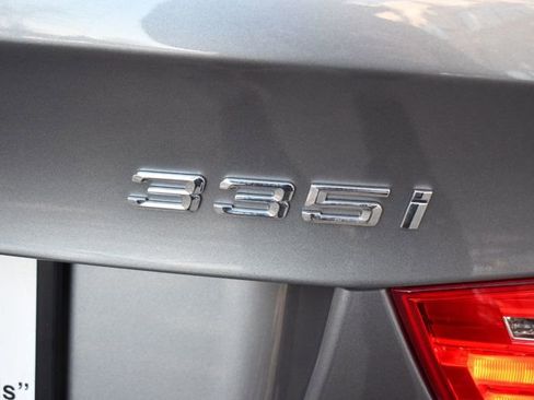 Used 2011 BMW 335i xDrive Sedan image 11