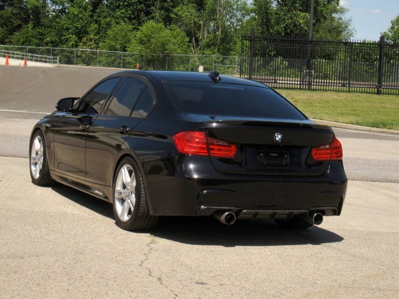 Used 2013 BMW 335i xDrive Sedan AWD/4WD image 12