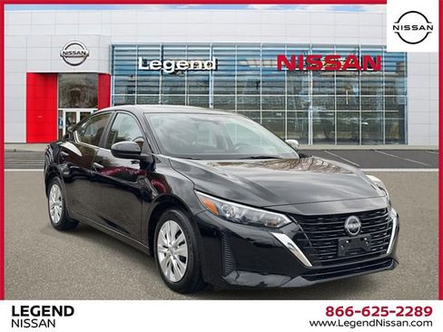 Used 2024 Nissan Sentra S image 1