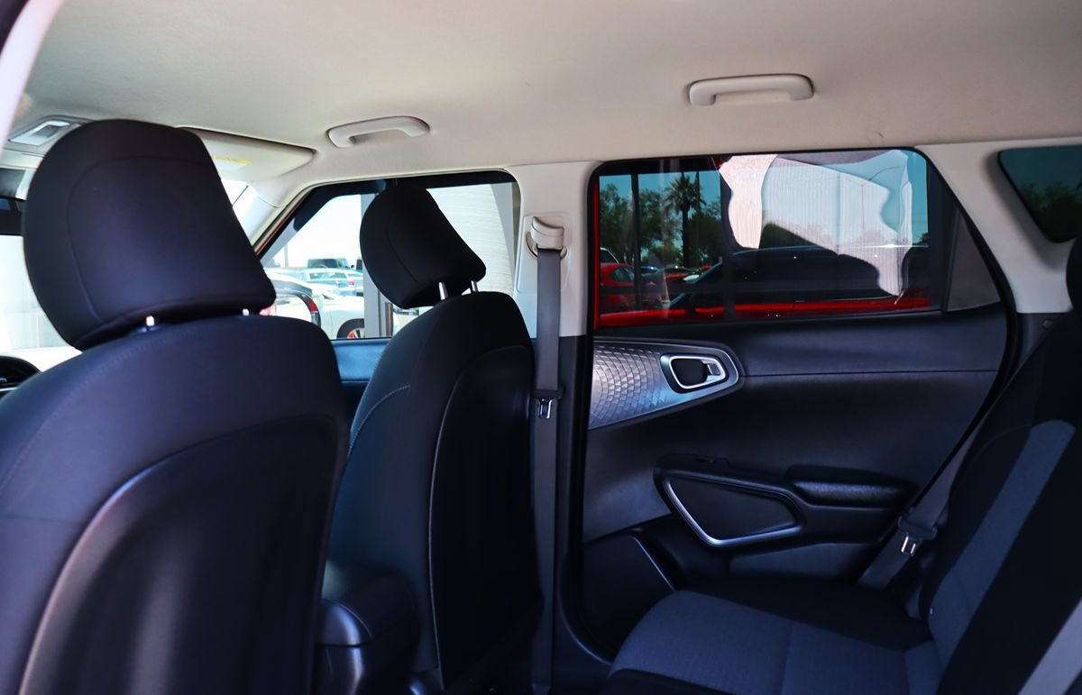Used 2020 Kia Soul GT-Line FWD image 35
