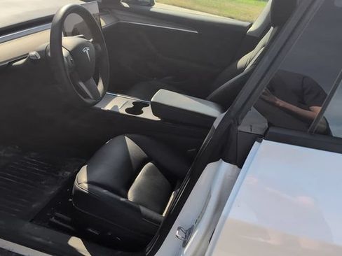 Used 2021 Tesla Model 3 Standard Range Plus RWD image 12