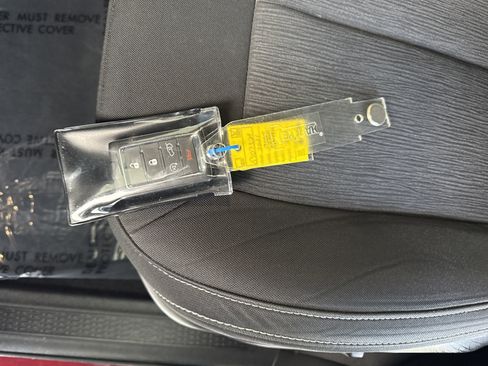 Used 2021 Jeep Grand Cherokee L Laredo w/ Luxury Tech Group I image 34