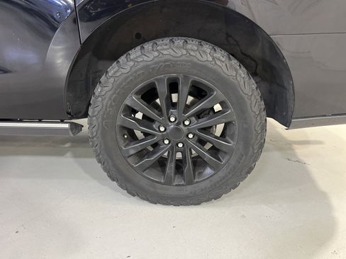 Used 2019 Ford Expedition Max Limited AWD/4WD image 6