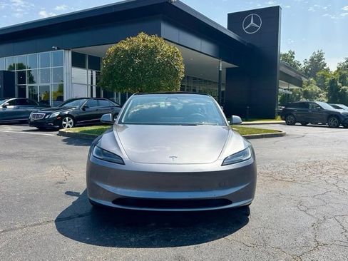 Used 2025 Tesla Model 3 Long Range AWD/4WD image 3