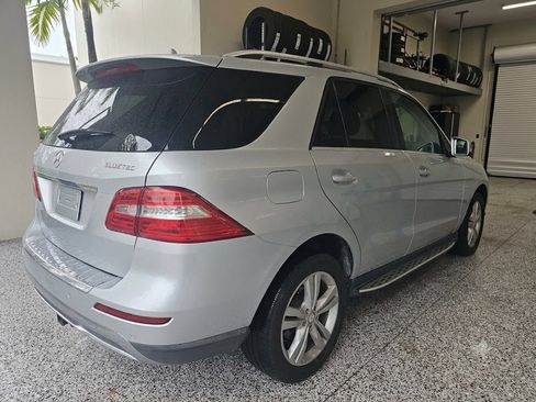 Used 2012 Mercedes-Benz ML 350 BlueTEC 4MATIC image 2