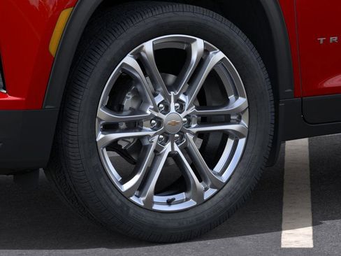 New 2025 Chevrolet Traverse LT image 9