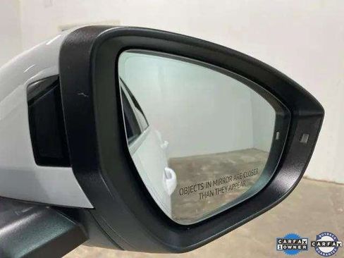 Used 2022 Audi e-tron Premium Plus w/ Premium Plus Package image 95