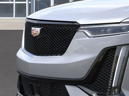 New 2025 Cadillac XT6 Sport w/ Technology Package image 13