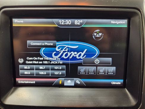 Used 2014 Ford F150 Raptor w/ Equipment Group 801A Luxury AWD/4WD image 40