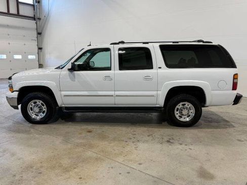 Used 2002 Chevrolet Suburban 2500 LT AWD/4WD image 11