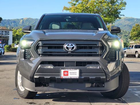 New 2026 Toyota Tacoma SR5 AWD/4WD image 2