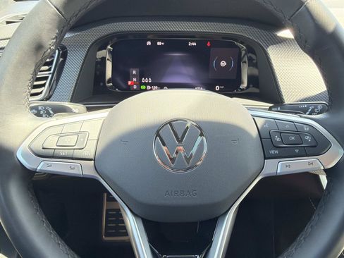 Certified 2025 Volkswagen Atlas Cross Sport SEL Premium R-Line AWD/4WD image 17