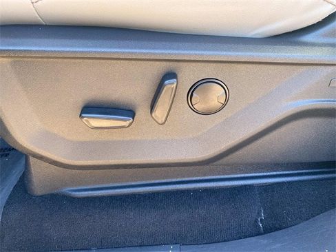 Used 2025 Ford Expedition Max Active image 56