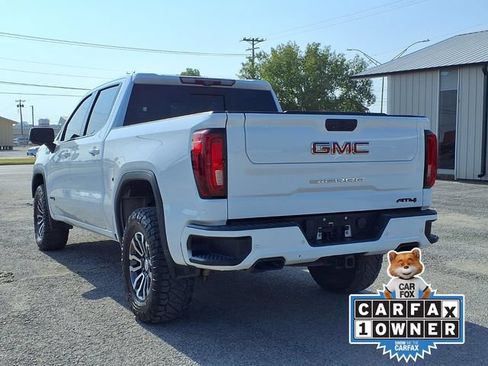 Used 2021 GMC Sierra 1500 AT4 w/ AT4 Value Package AWD/4WD image 3