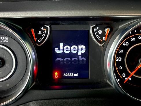 Used 2023 Jeep Gladiator Sport image 24