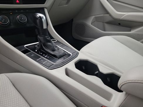 Used 2019 Volkswagen Jetta S image 26