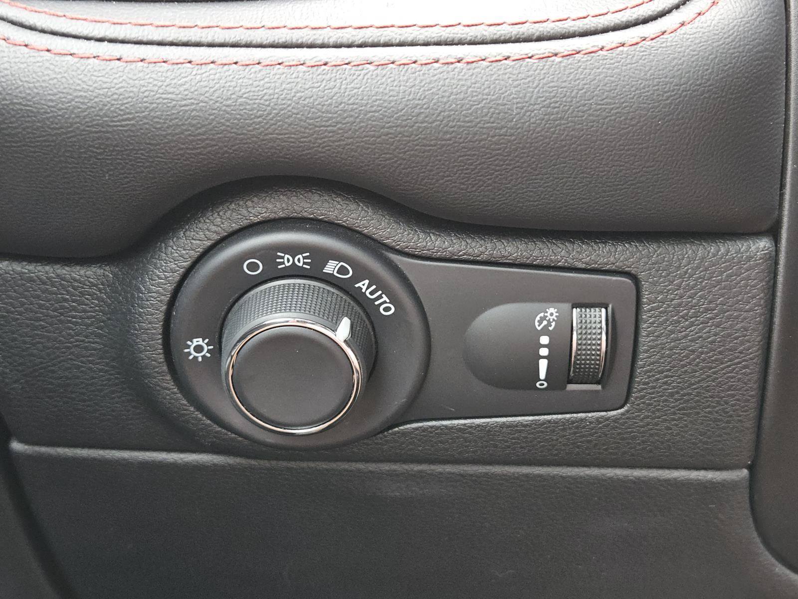 Used 2024 Dodge Durango GT AWD/4WD image 20