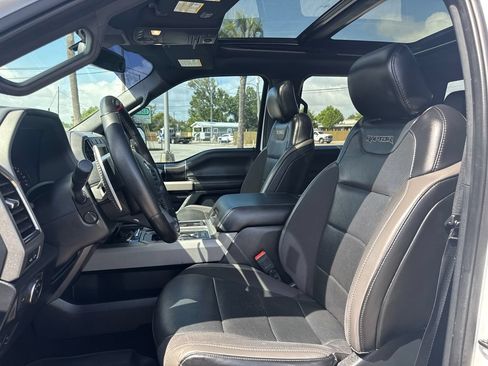 Used 2019 Ford F150 Raptor w/ Equipment Group 802A Luxury AWD/4WD image 14