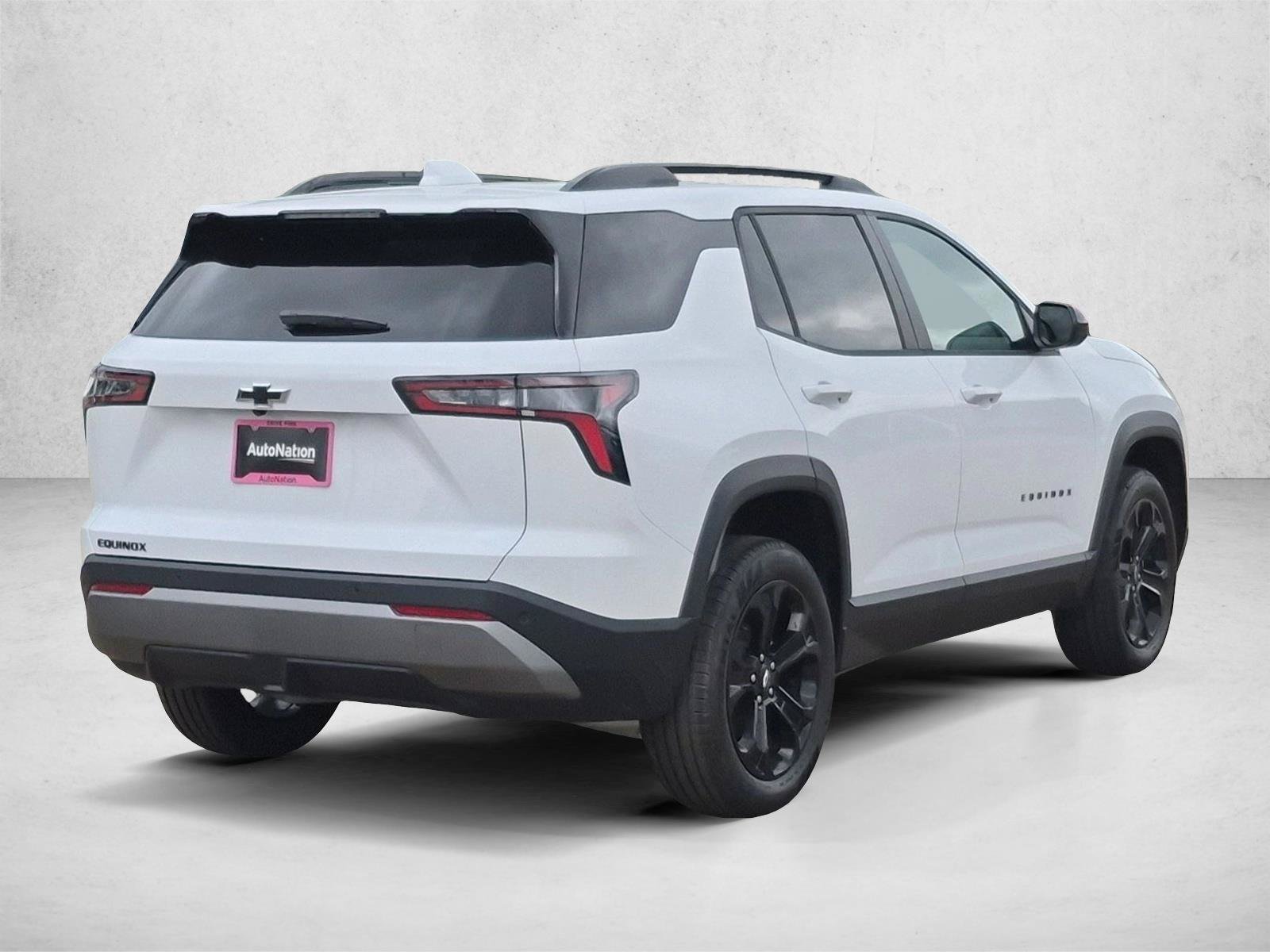New 2027 Chevrolet Equinox LT w/ Midnight Edition FWD image 2
