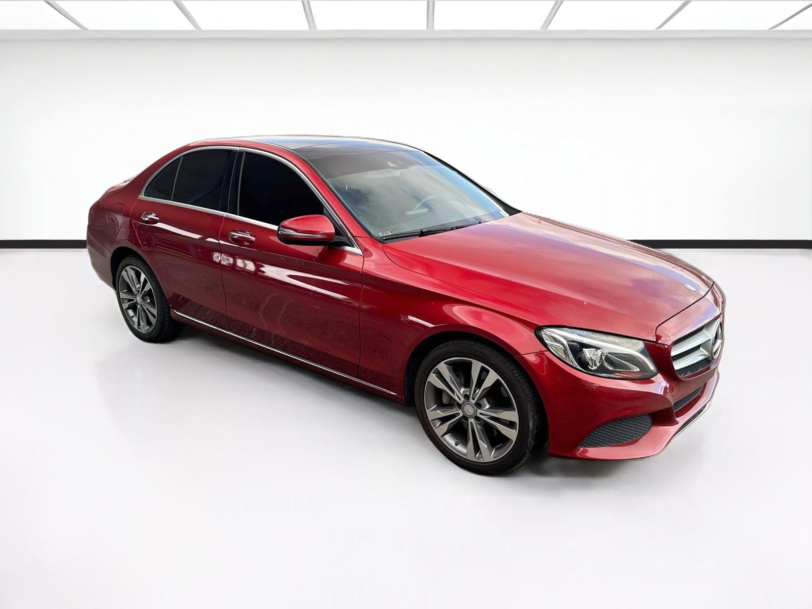 Used 2016 Mercedes-Benz C 300 4MATIC Sedan image 3