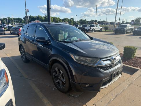 Used 2018 Honda CR-V EX image 2