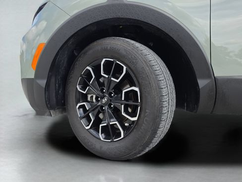 Used 2024 Hyundai Santa Cruz SE AWD/4WD image 36
