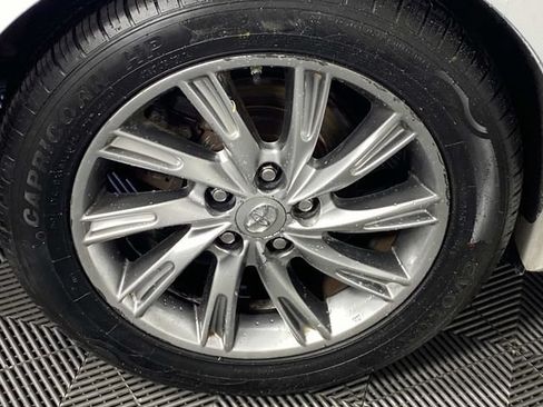 Used 2012 Toyota Camry LE FWD image 28