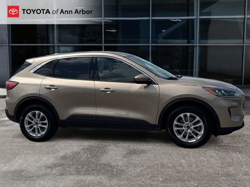 Used 2020 Ford Escape SE AWD/4WD image 12