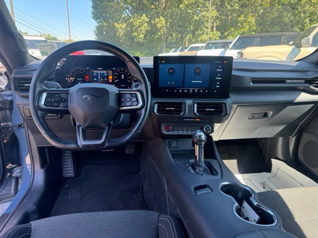 Used 2025 Ford Mustang GT RWD image 13