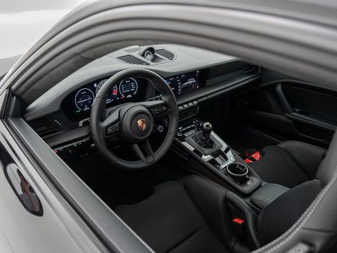 Used 2026 Porsche 911 GT3 image 18