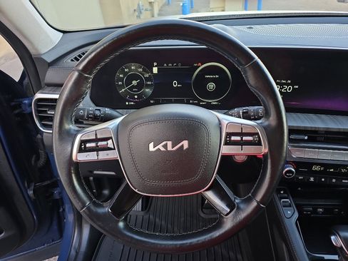 Used 2024 Kia Telluride SX Prestige image 12