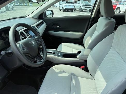 Used 2021 Honda HR-V LX image 14