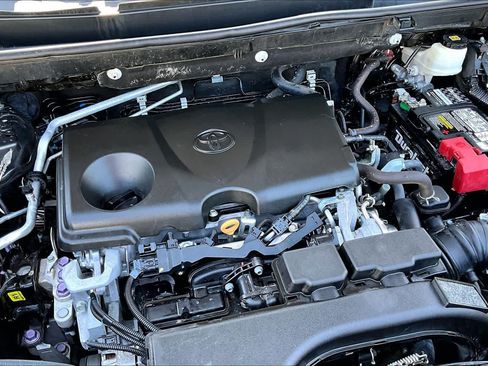 Used 2019 Toyota RAV4 XLE Premium FWD image 33