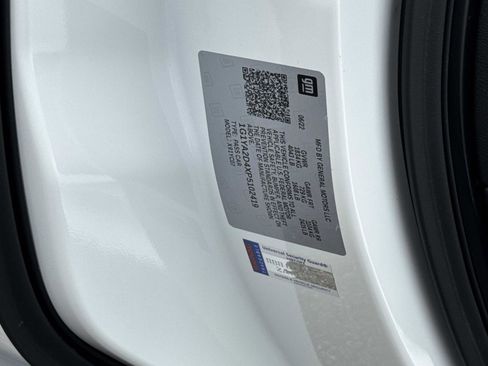 Certified 2023 Chevrolet Corvette Stingray Coupe w/ Z51 Performance Package image 31