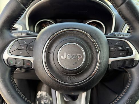 Used 2018 Jeep Compass Latitude w/ Popular Equipment Group image 21