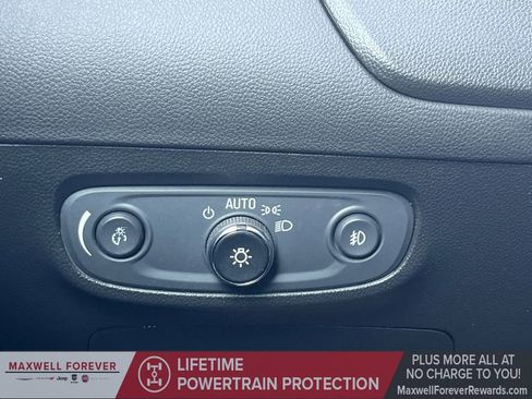 Used 2023 Buick Encore GX Essence w/ Experience Buick Package image 12