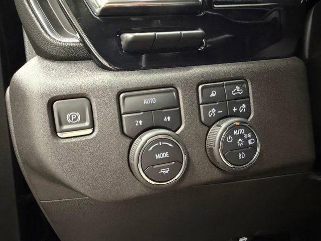 Certified 2025 Chevrolet Silverado 1500 LTZ w/ LTZ Premium Package AWD/4WD image 17