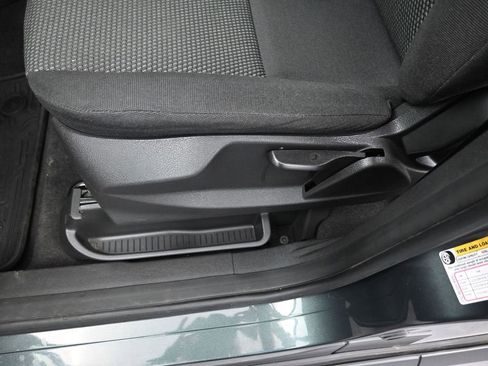 Used 2018 Ford Transit Connect XL image 18