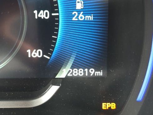 Used 2020 Hyundai Santa Fe SEL AWD/4WD image 17