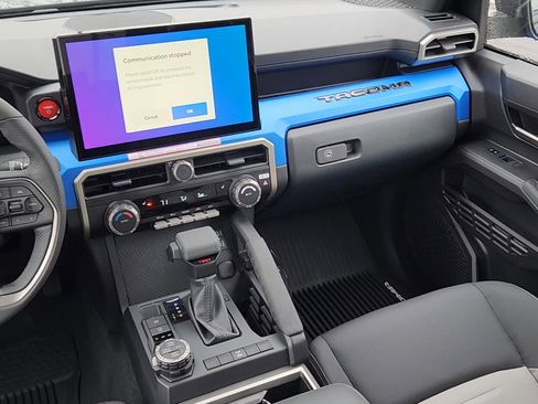 New 2025 Toyota Tacoma TRD Off-Road image 10