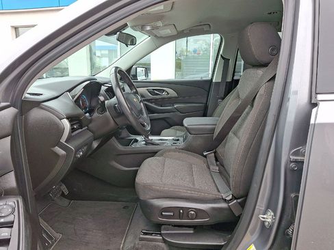 Certified 2019 Chevrolet Traverse LT FWD image 11