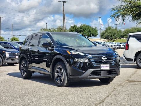 New 2026 Nissan Rogue SV w/ SV Premium Package image 2