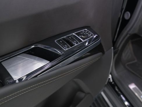 Used 2026 Cadillac Escalade ESV Sport image 64