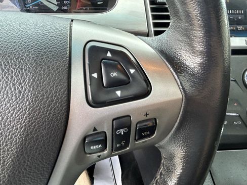 Used 2013 Ford Taurus SEL AWD/4WD image 20