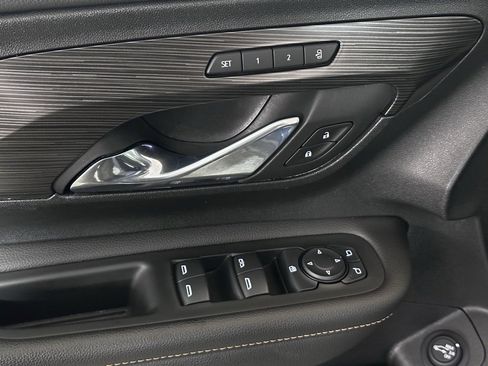 Used 2021 GMC Terrain SLT w/ Infotainment Package II image 20