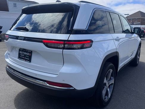 Used 2024 Jeep Grand Cherokee Limited 4xe w/ Luxury Tech Group II image 7