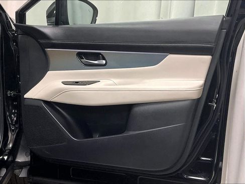 Used 2025 Nissan Murano SL w/ Cargo Package image 12