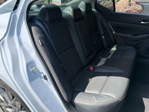 Used 2023 Nissan Altima 2.0 SR image 37