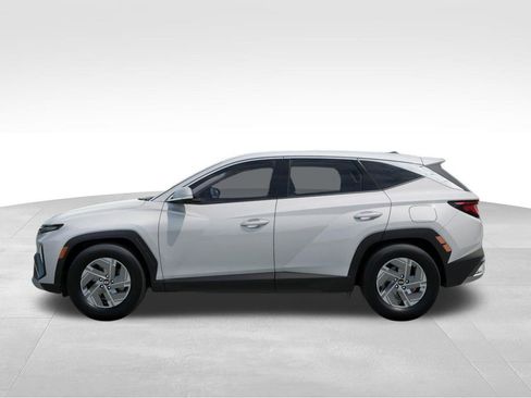 New 2026 Hyundai Tucson Blue SE AWD/4WD image 3
